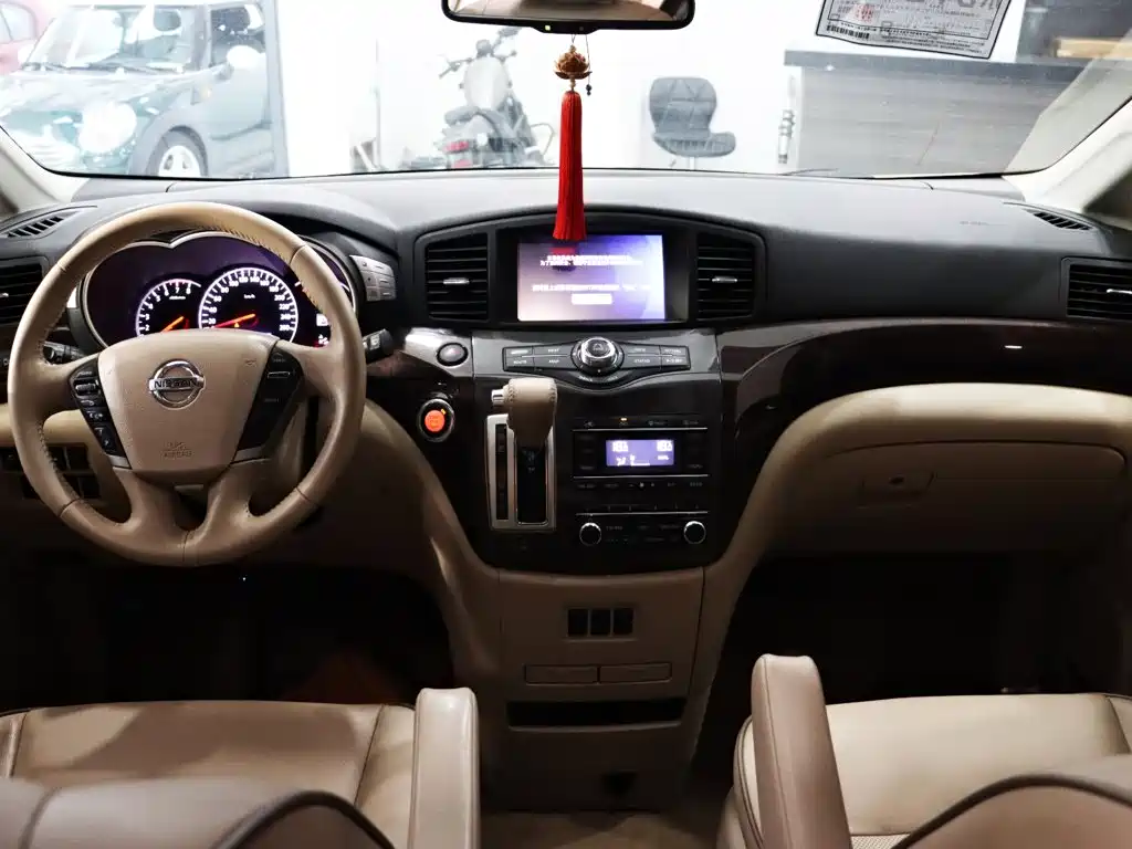 Nissan Quest — миниатюра 5