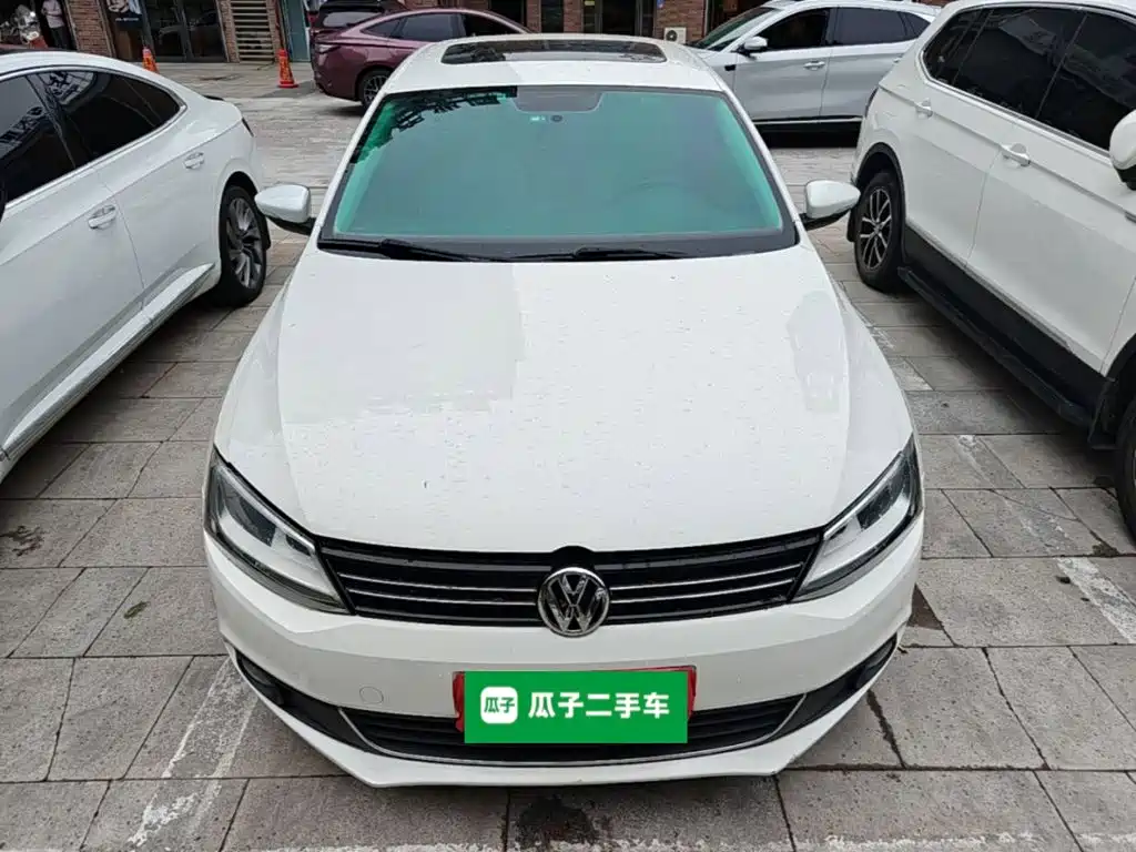 Volkswagen Sagitar — миниатюра 3