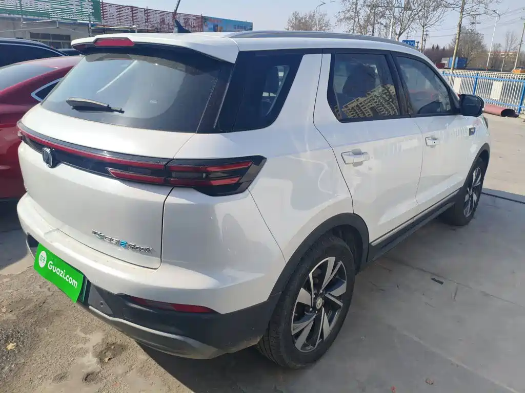 Changan CS55 EV — миниатюра 7
