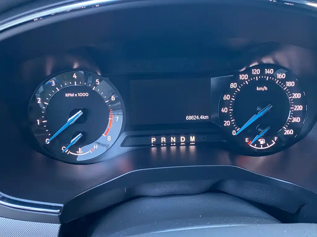 Ford Taurus — миниатюра 8