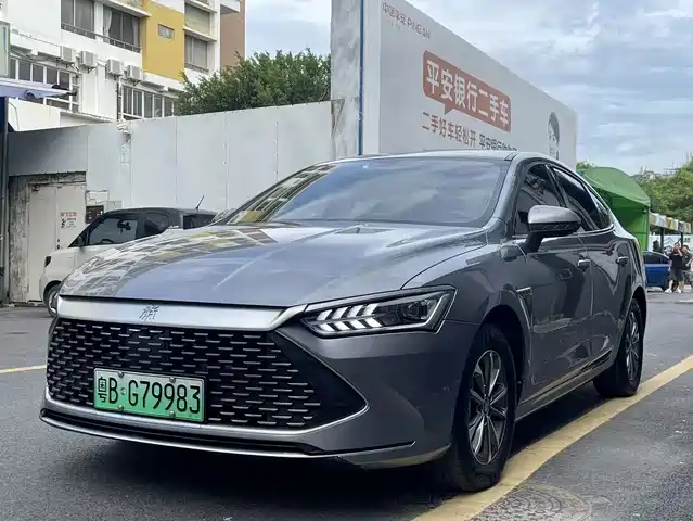 2022 BYD Qin