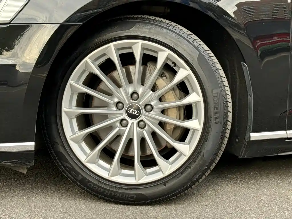 Audi A8 — миниатюра 24