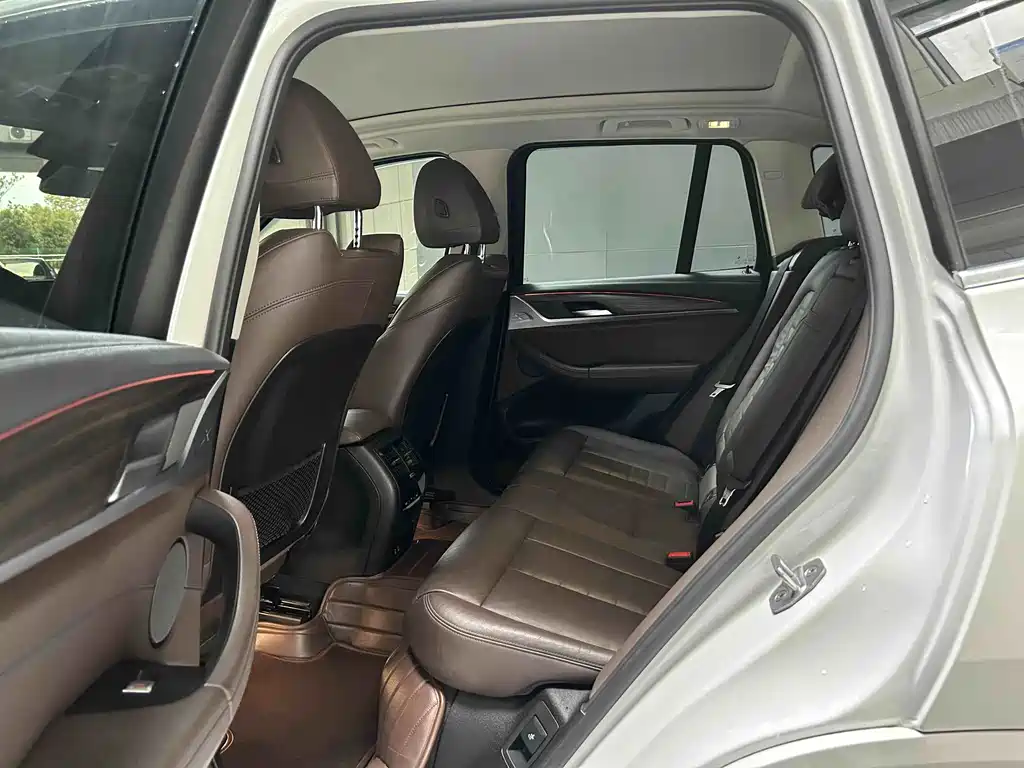 BMW X3 — миниатюра 3