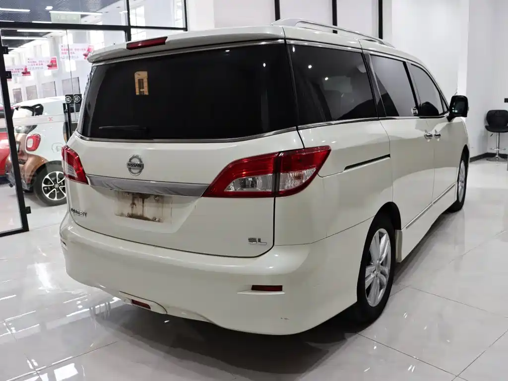 Nissan Quest — миниатюра 9