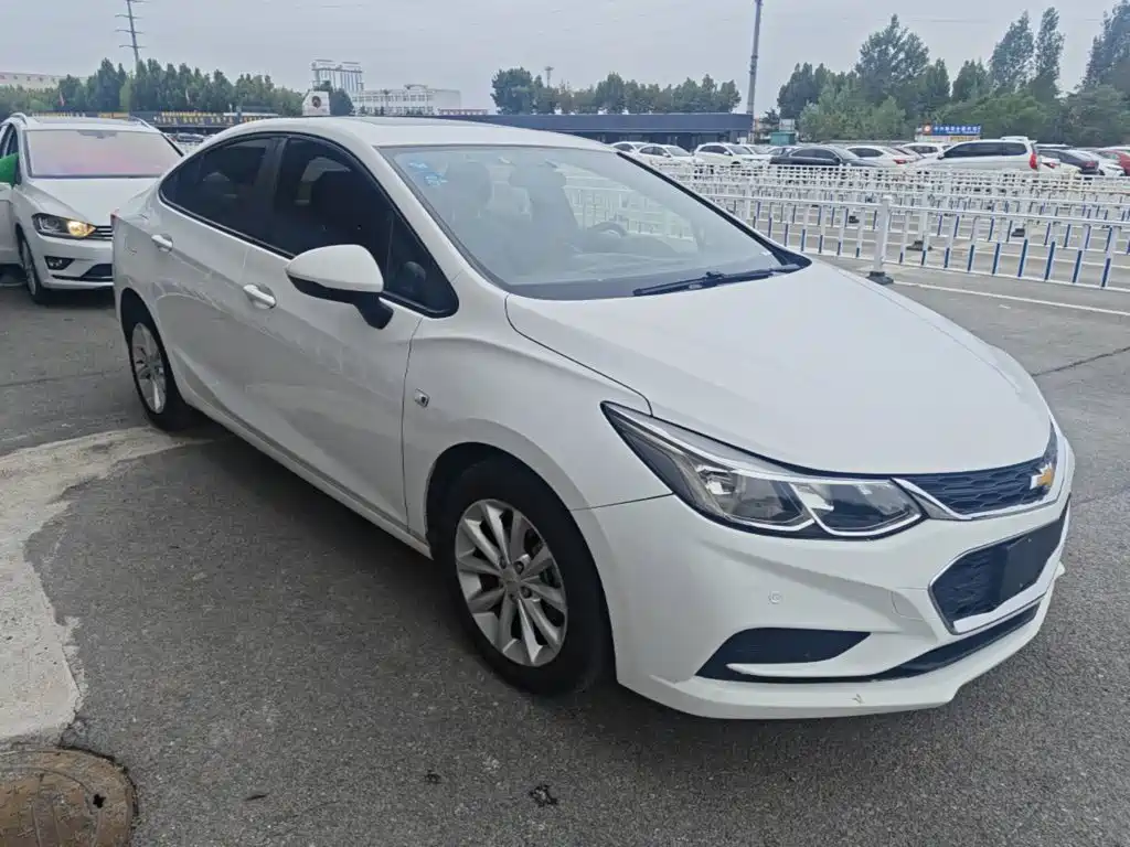 Chevrolet Cruze — миниатюра 4