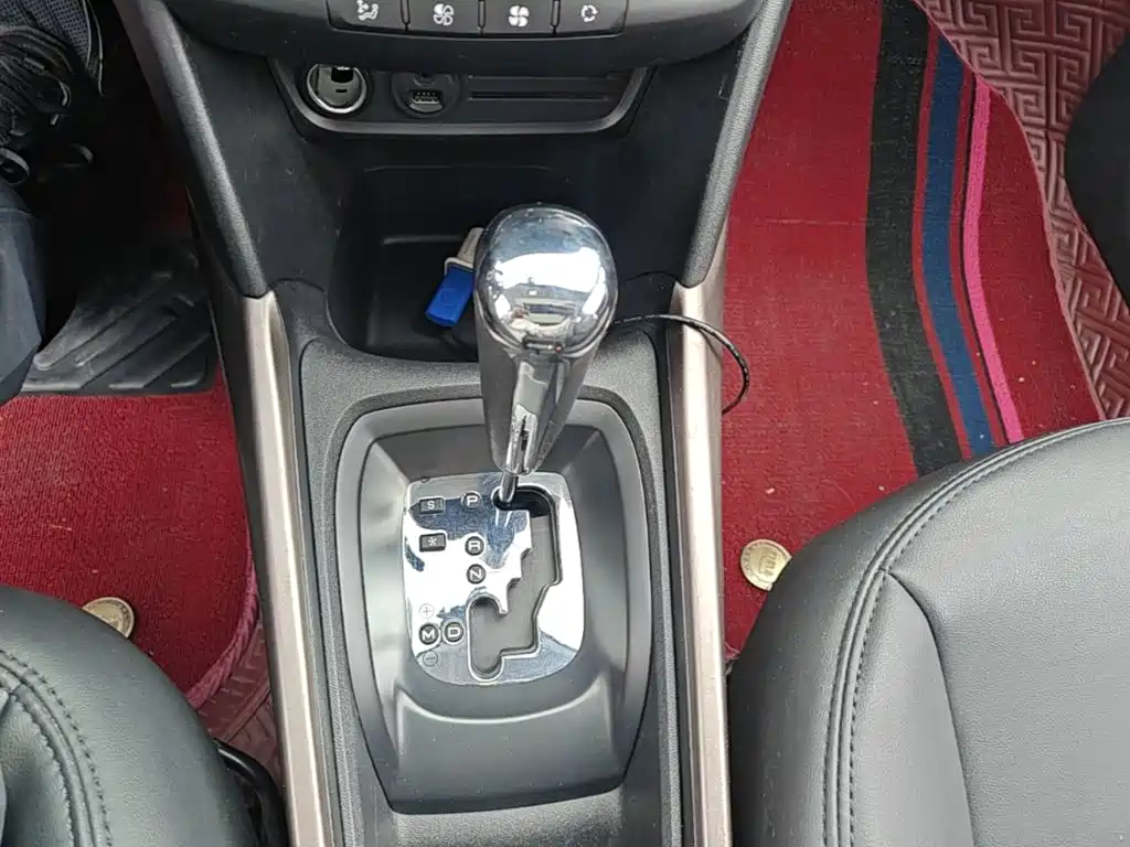 Peugeot 2008 — миниатюра 14