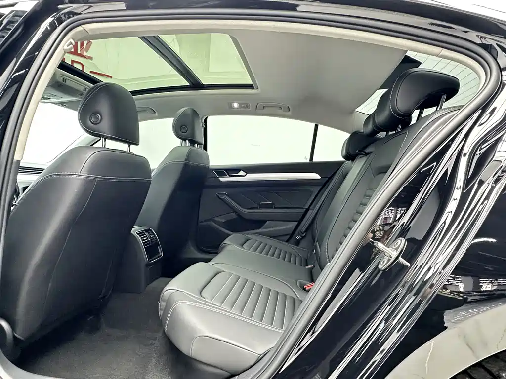 Volkswagen Magotan — миниатюра 5
