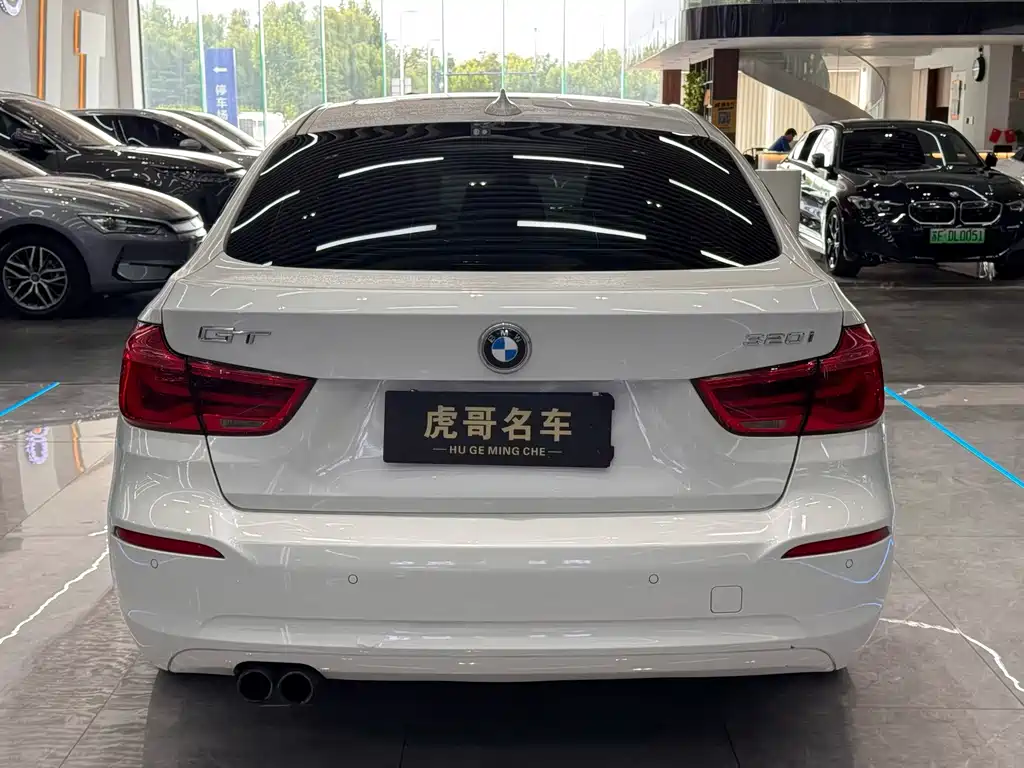 BMW 3 Series GT — миниатюра 8