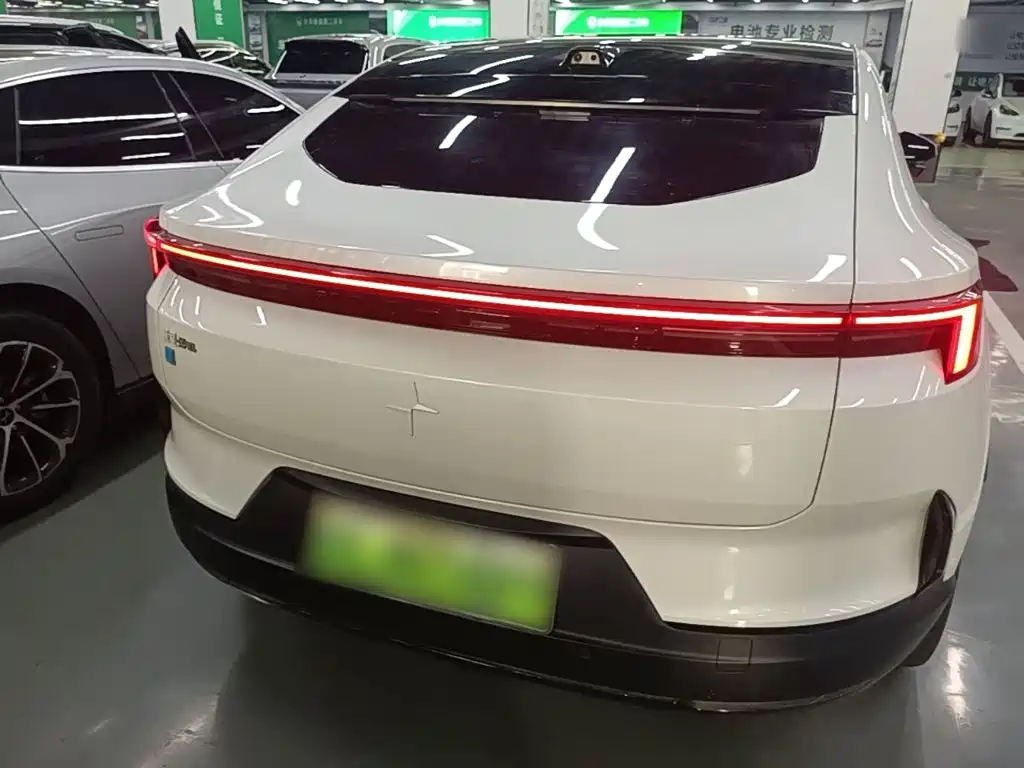 Polestar Polestar 4 — миниатюра 6