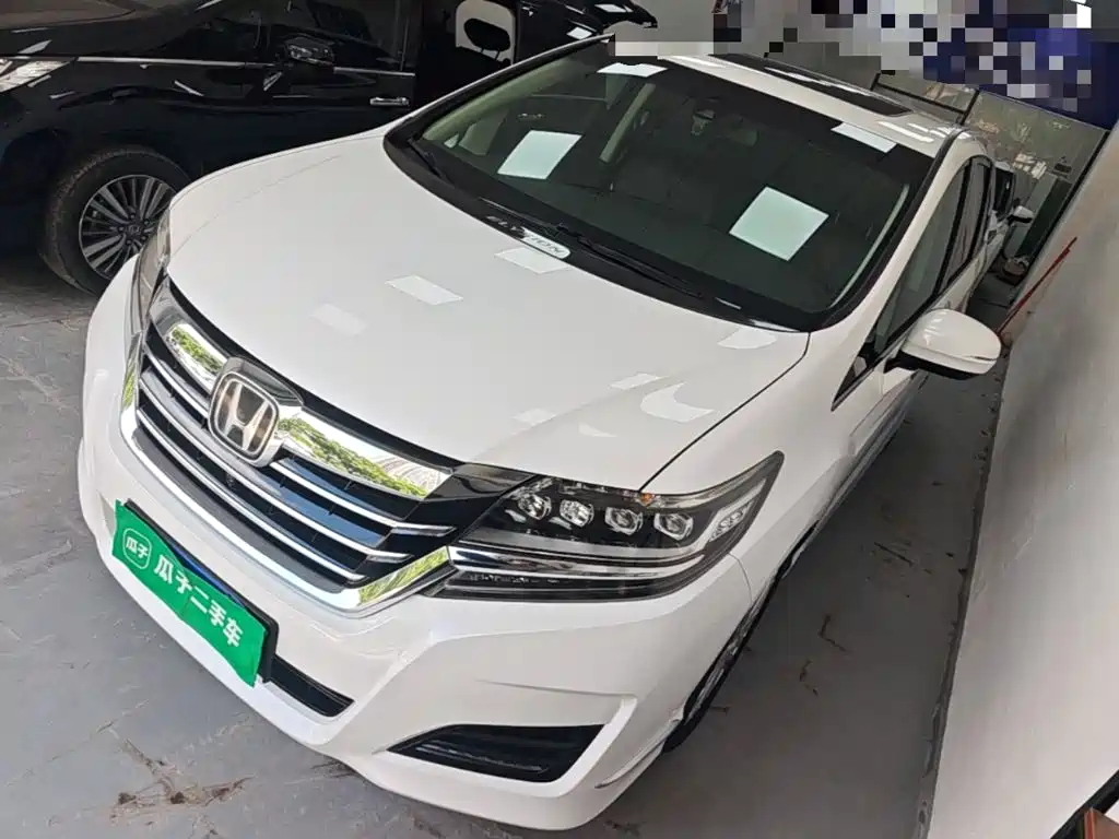 Honda Elysion — миниатюра 2