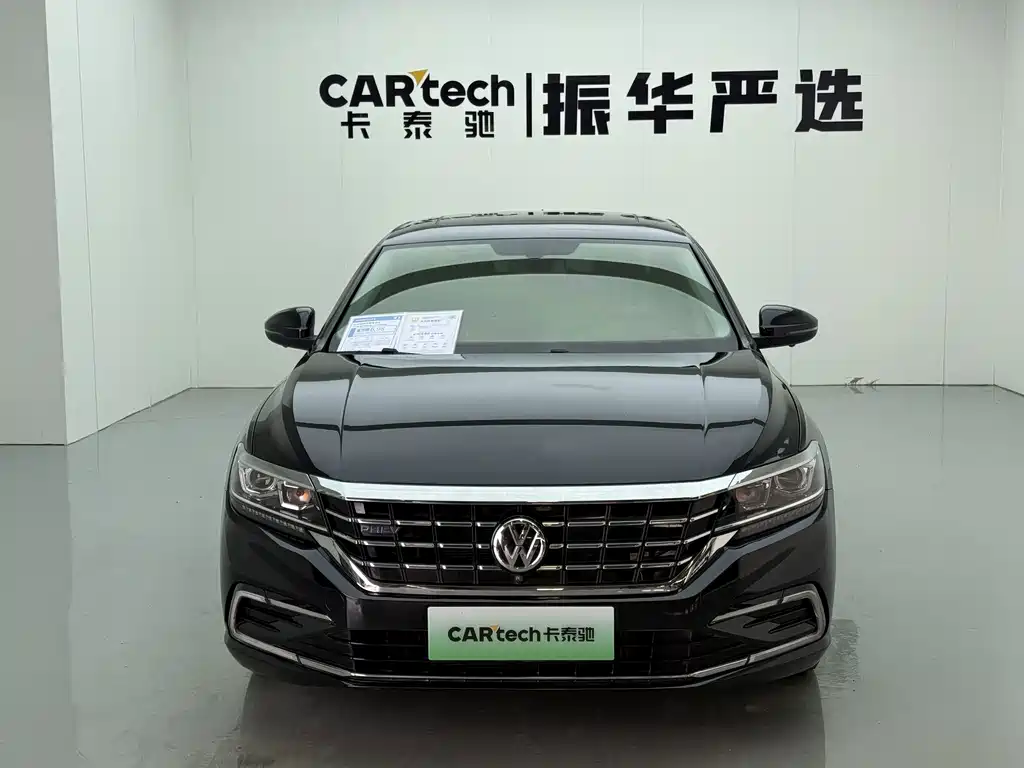 Volkswagen Passat PHEV — миниатюра 2