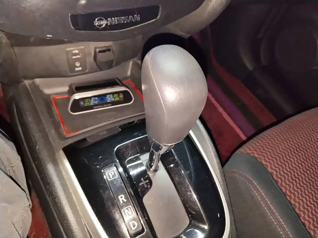 Nissan Qashqai — миниатюра 14