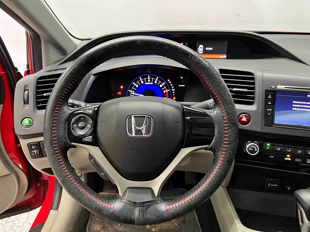 Honda Civic — миниатюра 8