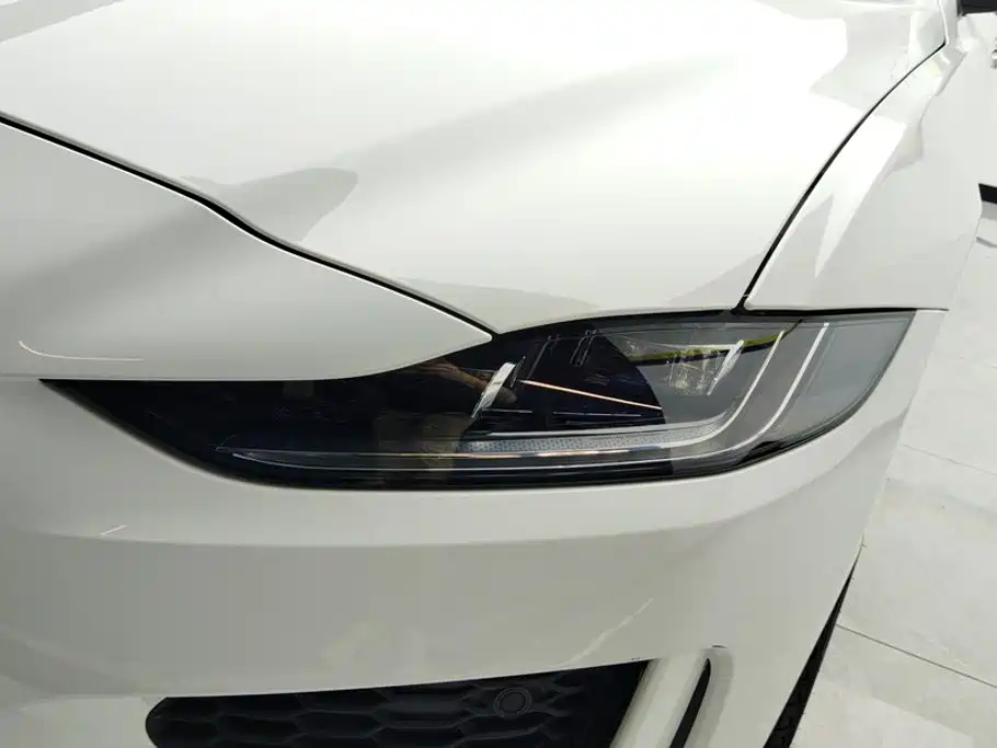 Jaguar XEL — миниатюра 5