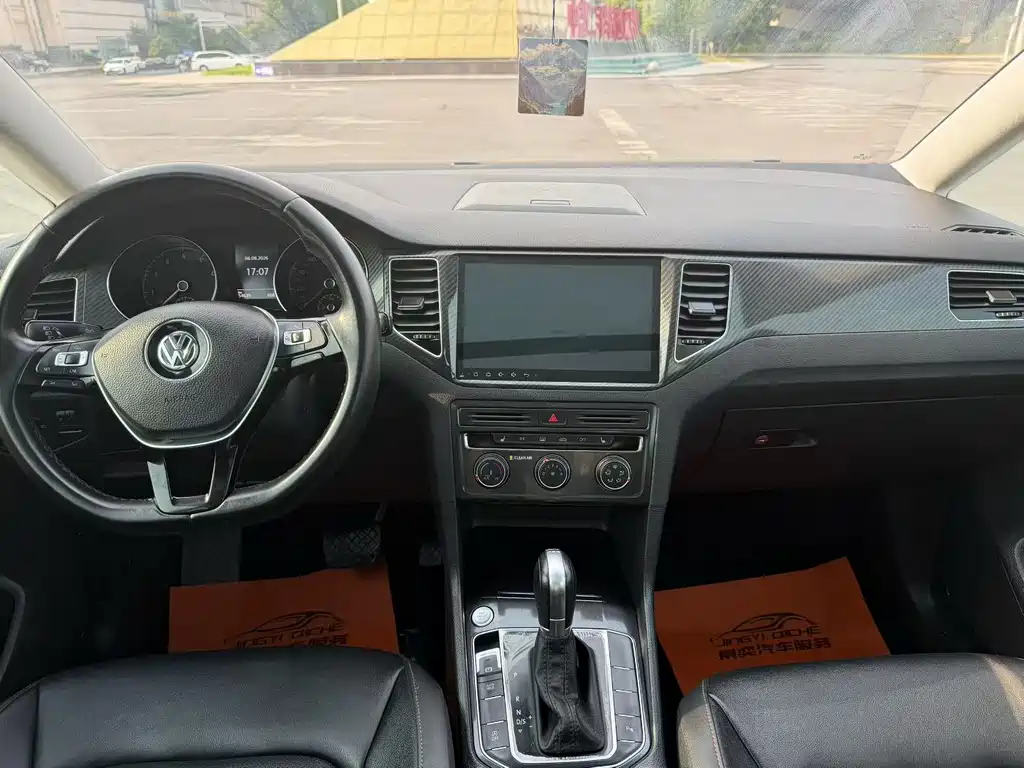 Volkswagen Golf Sportsvan 230TSI Auto Luxury Type, фото 5