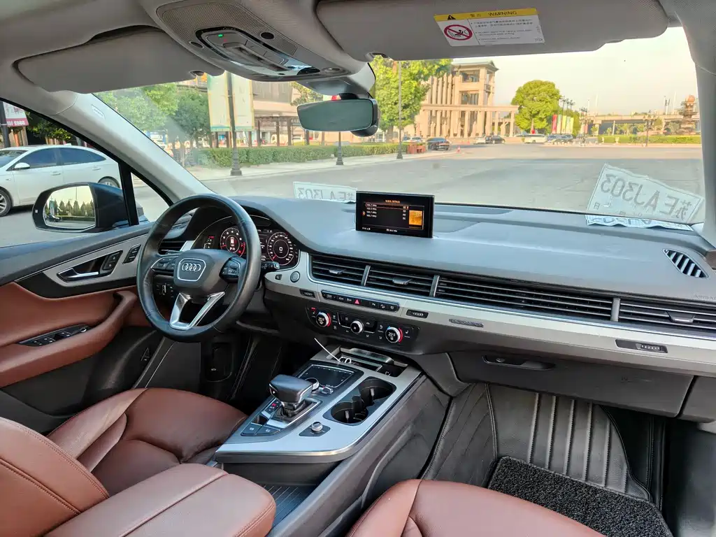 Audi Q7 — миниатюра 17