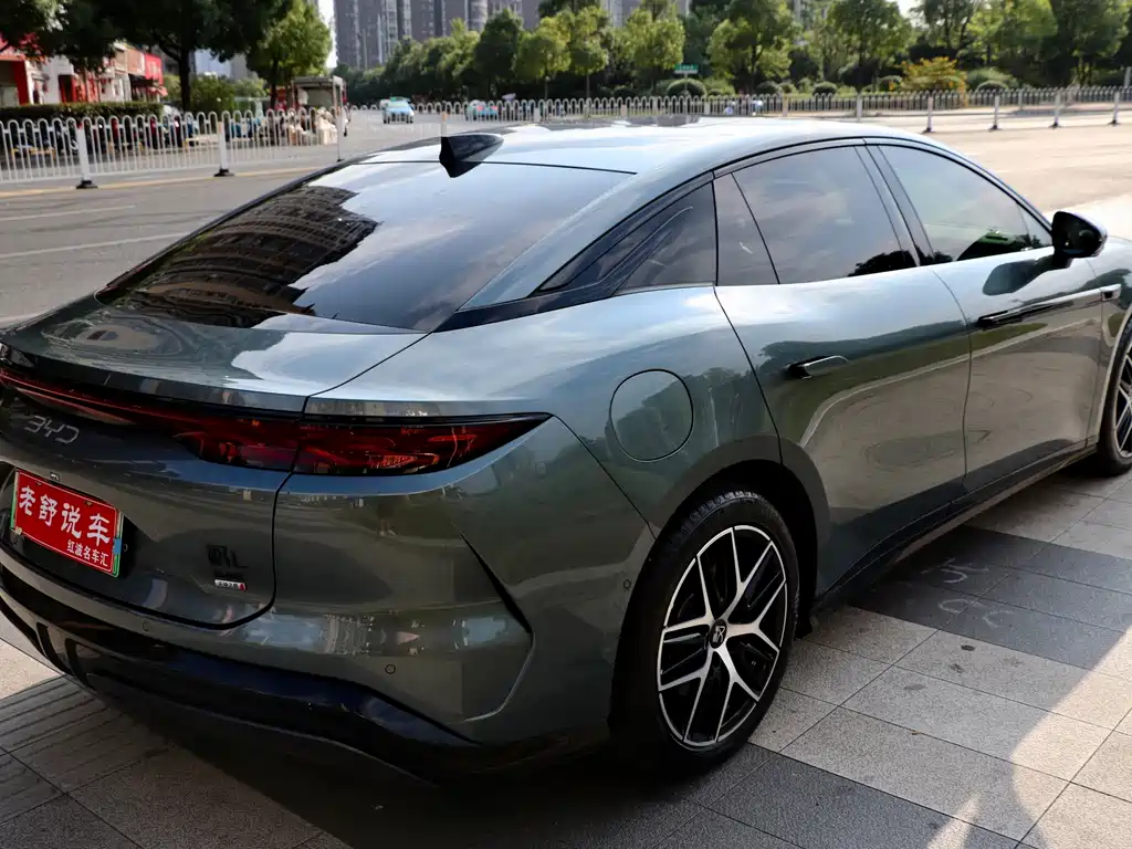BYD Han L — миниатюра 6