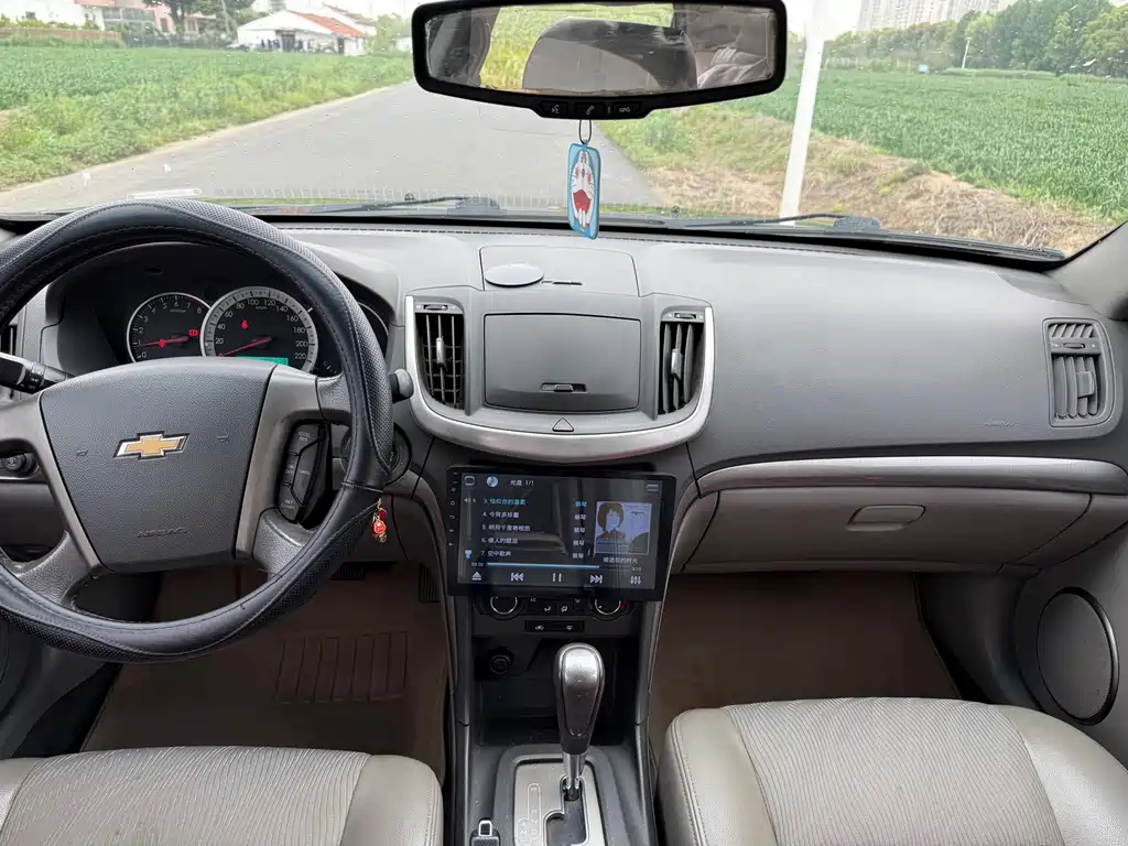 Chevrolet Epica — миниатюра 10