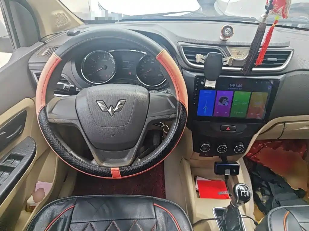 Wuling Hongguang — миниатюра 13