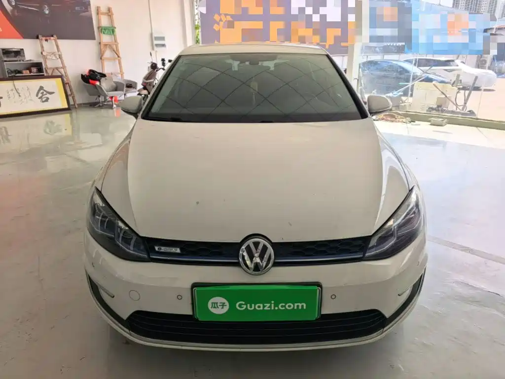 Volkswagen Golf New Energy (Import) — миниатюра 3