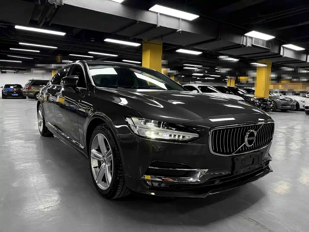 Volvo S90 — миниатюра 8