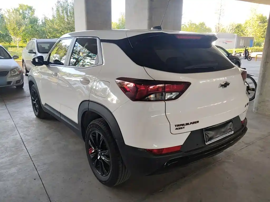 Chevrolet Tracker — миниатюра 5
