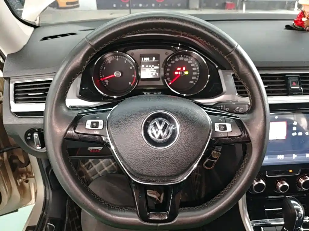 Volkswagen Bora — миниатюра 11