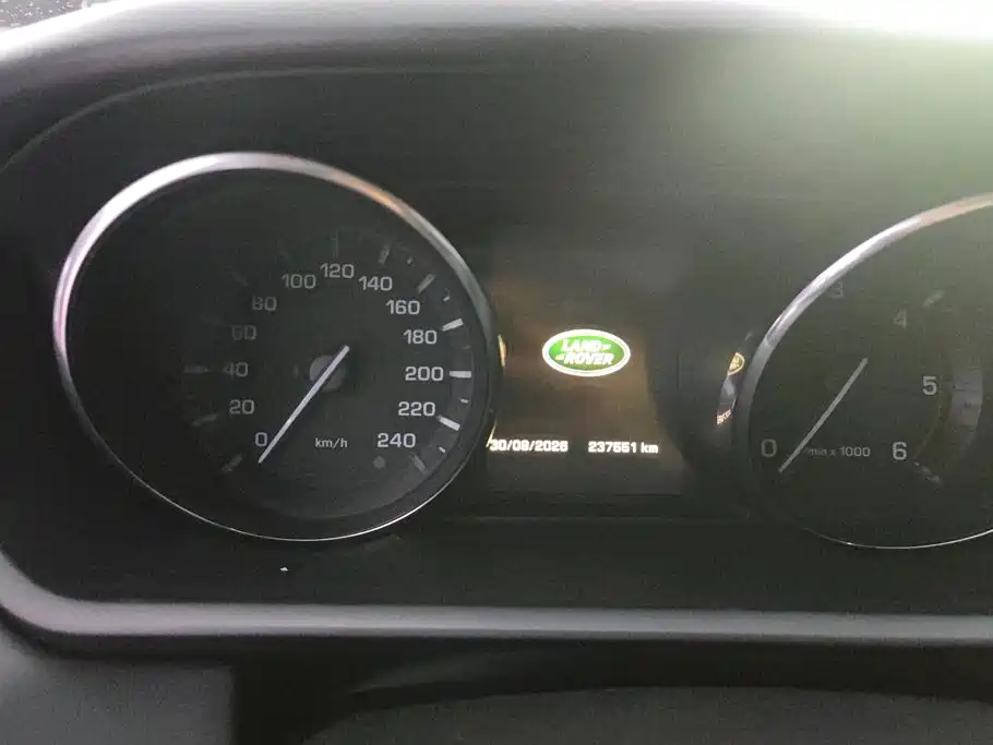 Land Rover Sport — миниатюра 14