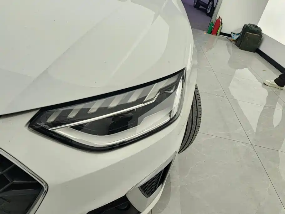 Audi A4L — миниатюра 5