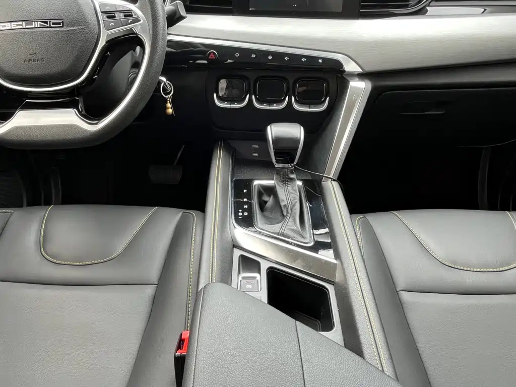 BAIC X3 — миниатюра 10