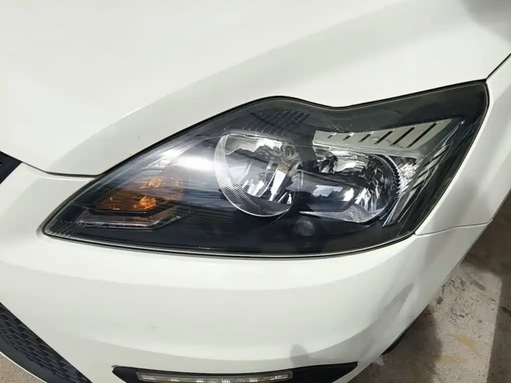 Ford Focus — миниатюра 24