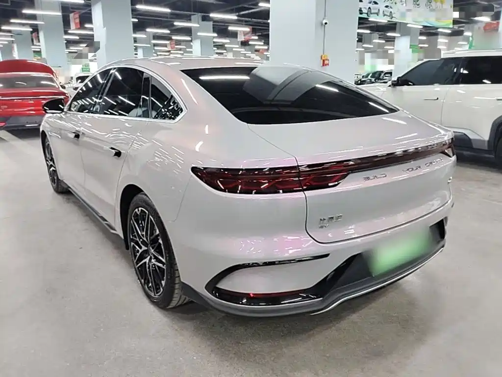 BYD Han — миниатюра 5