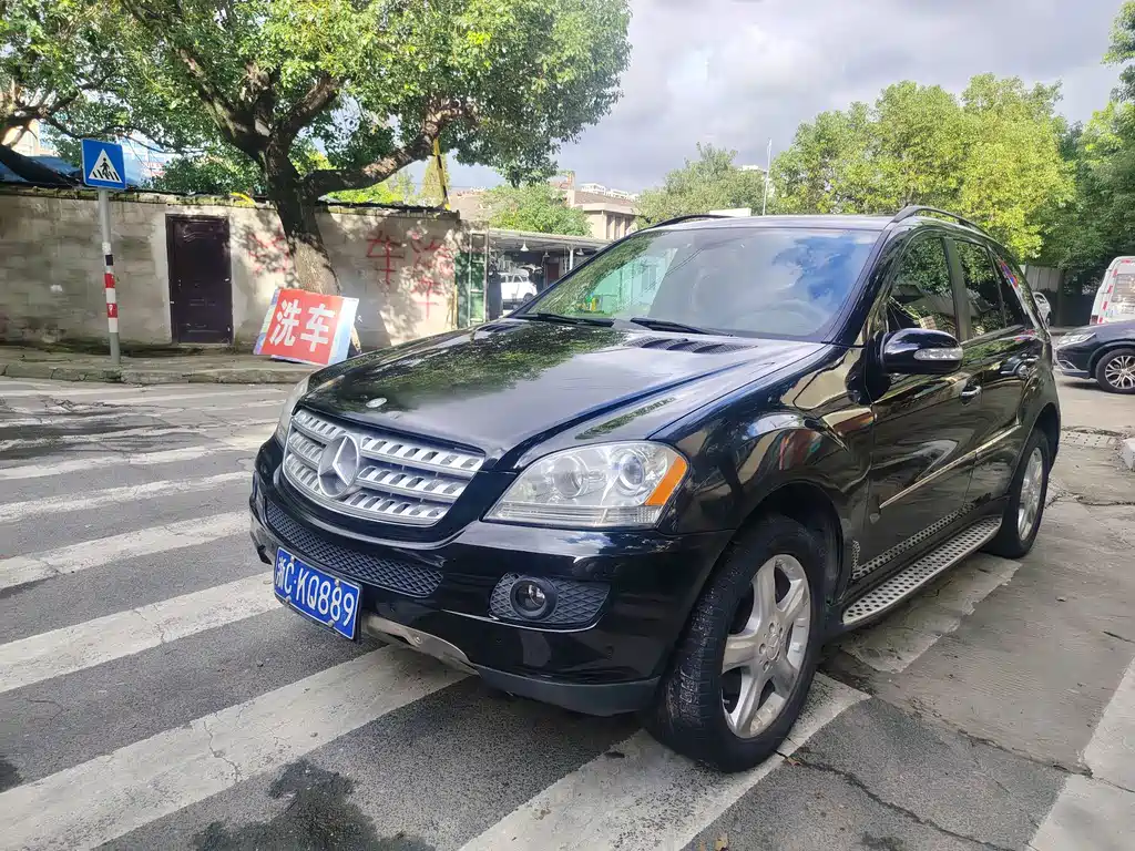Mercedes-Benz M-Class