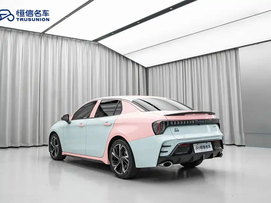 Lynk & Co 03 — миниатюра 7