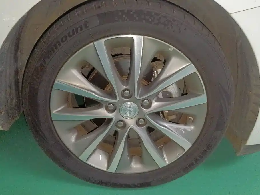 Buick GL6 — миниатюра 6