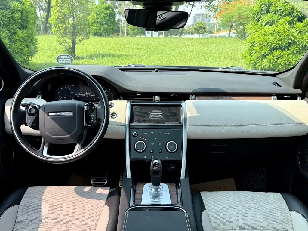 Land Rover Discovery Sport — миниатюра 17