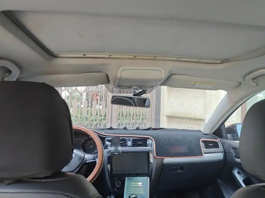 Volkswagen Sagitar — миниатюра 14