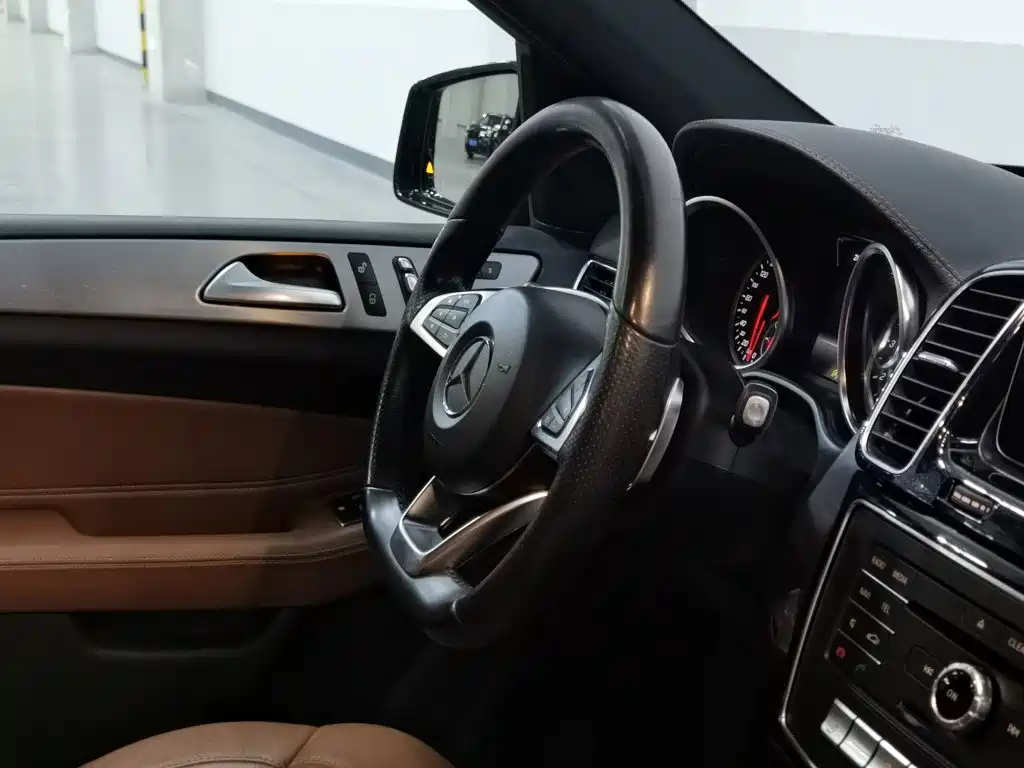 Mercedes-Benz GLE AMG — миниатюра 22