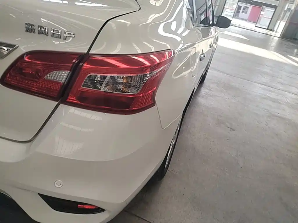 Nissan Sylphy — миниатюра 8