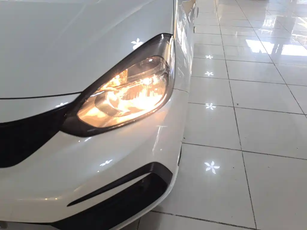 Honda Fit — миниатюра 24