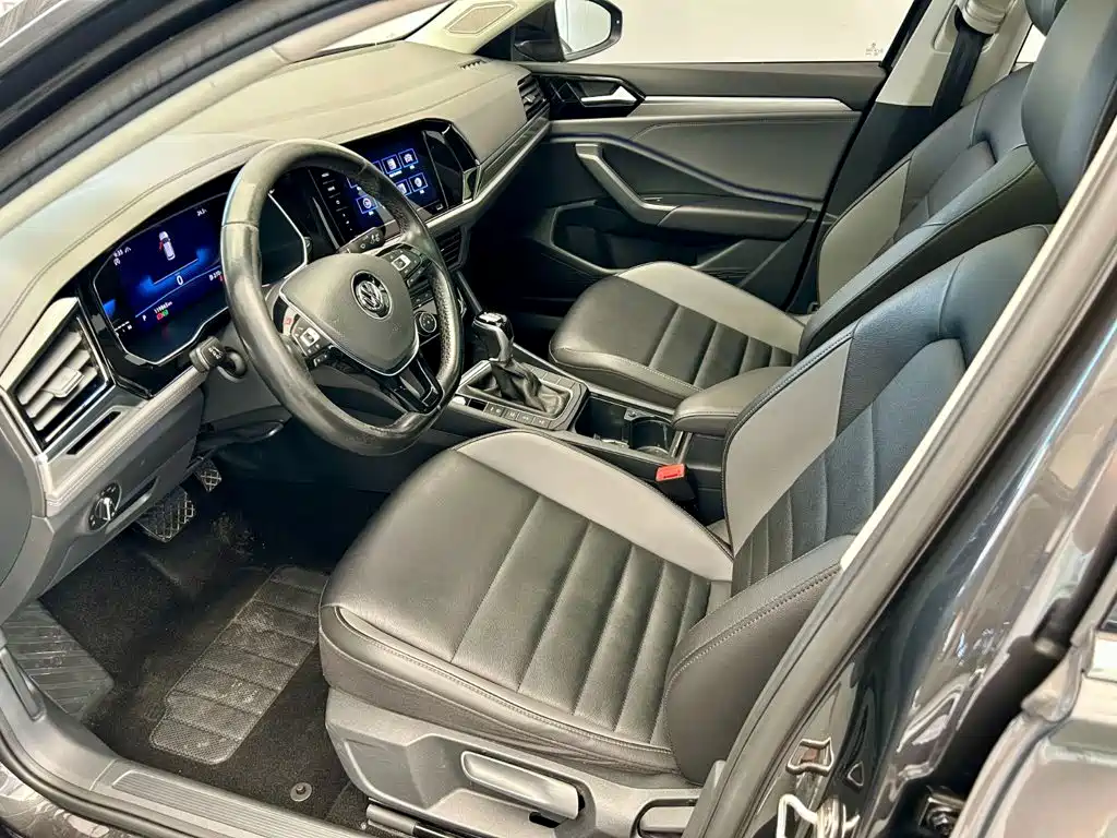Volkswagen Sagitar — миниатюра 6
