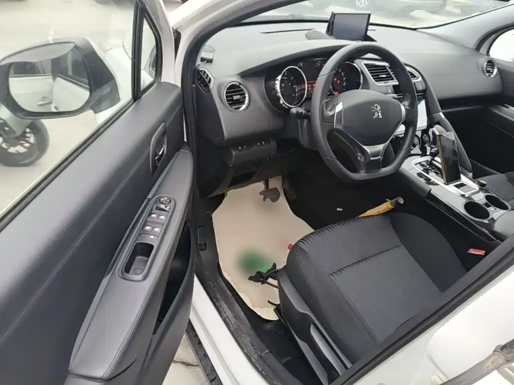 Peugeot 3008 — миниатюра 16