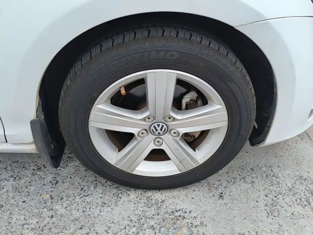 Volkswagen Golf — миниатюра 12