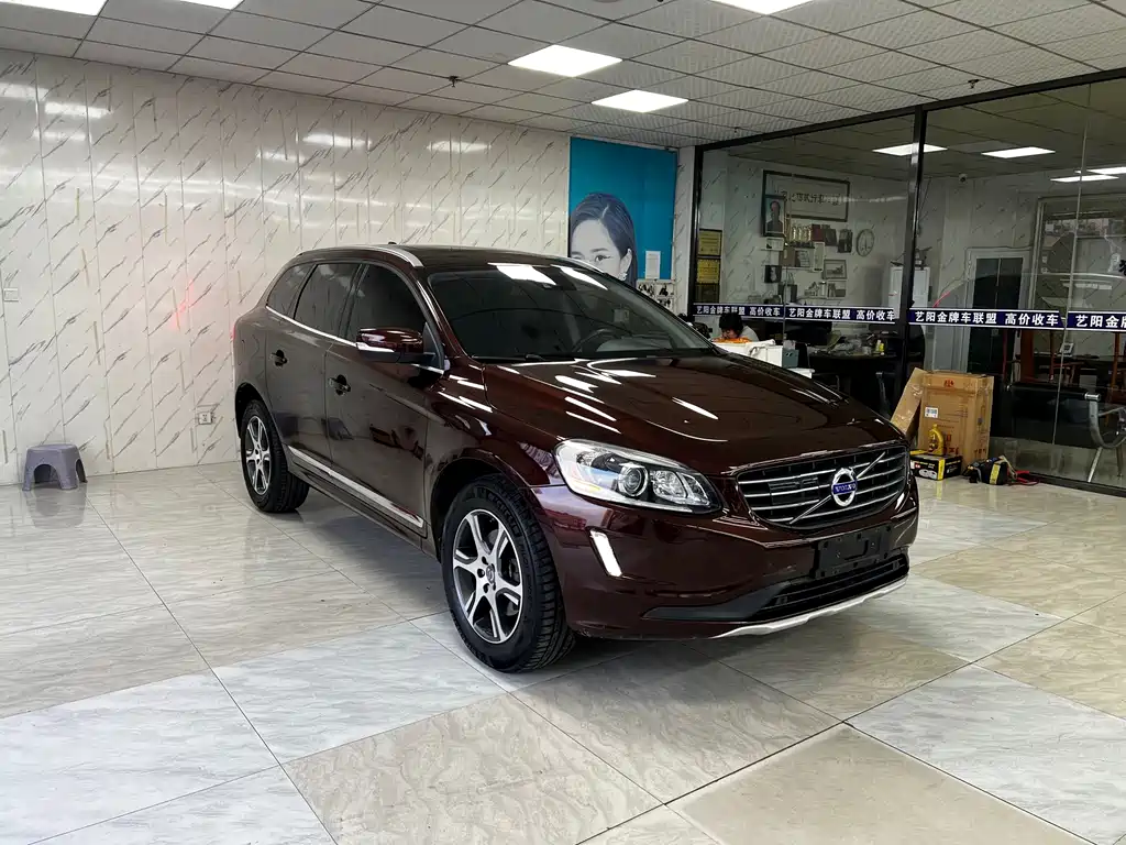 Volvo XC60 (Import) — миниатюра 3