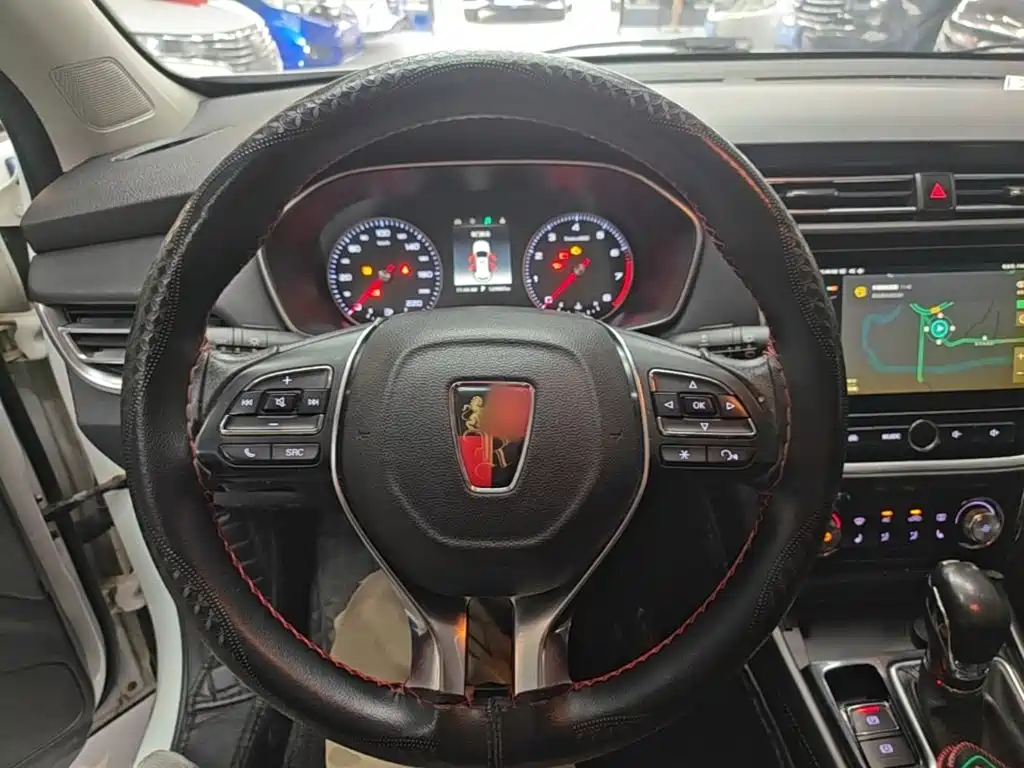 Roewe RX3 — миниатюра 11