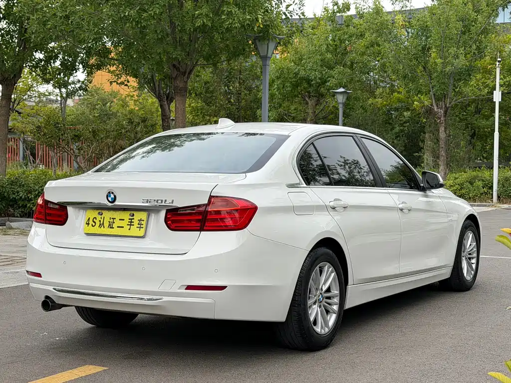 BMW 3 Series — миниатюра 27