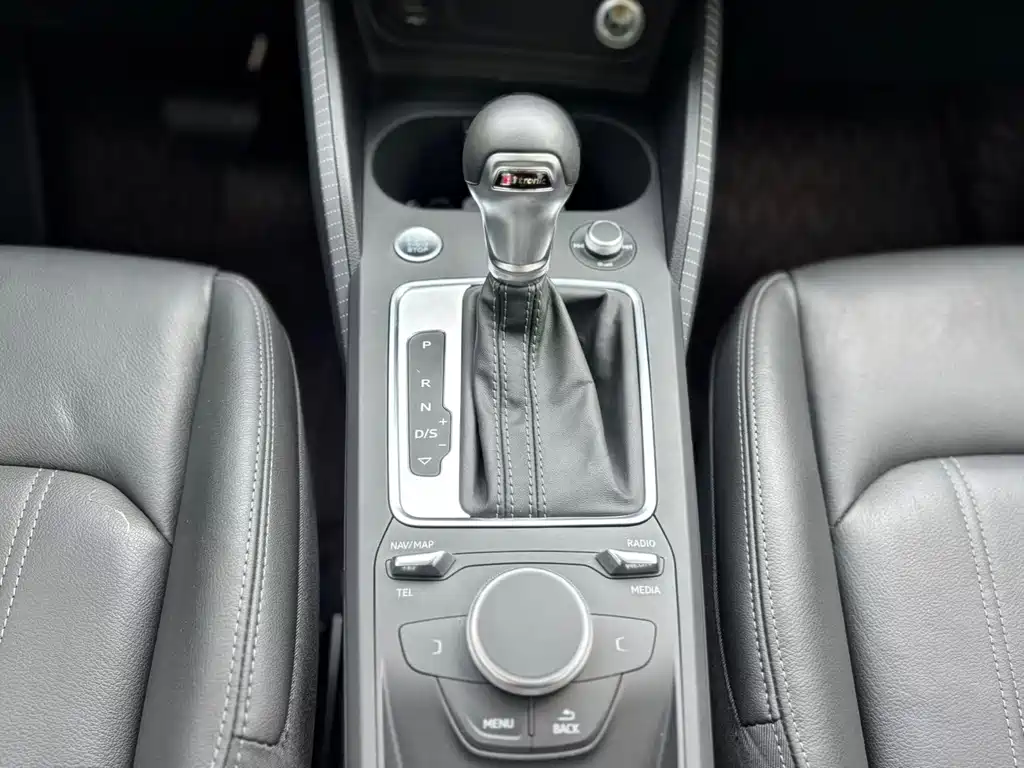 Audi Q2L — миниатюра 15