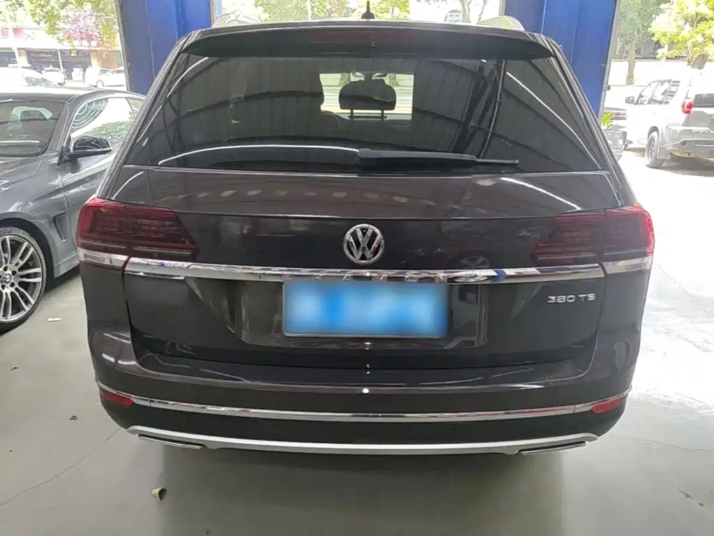 Volkswagen Teramont — миниатюра 6
