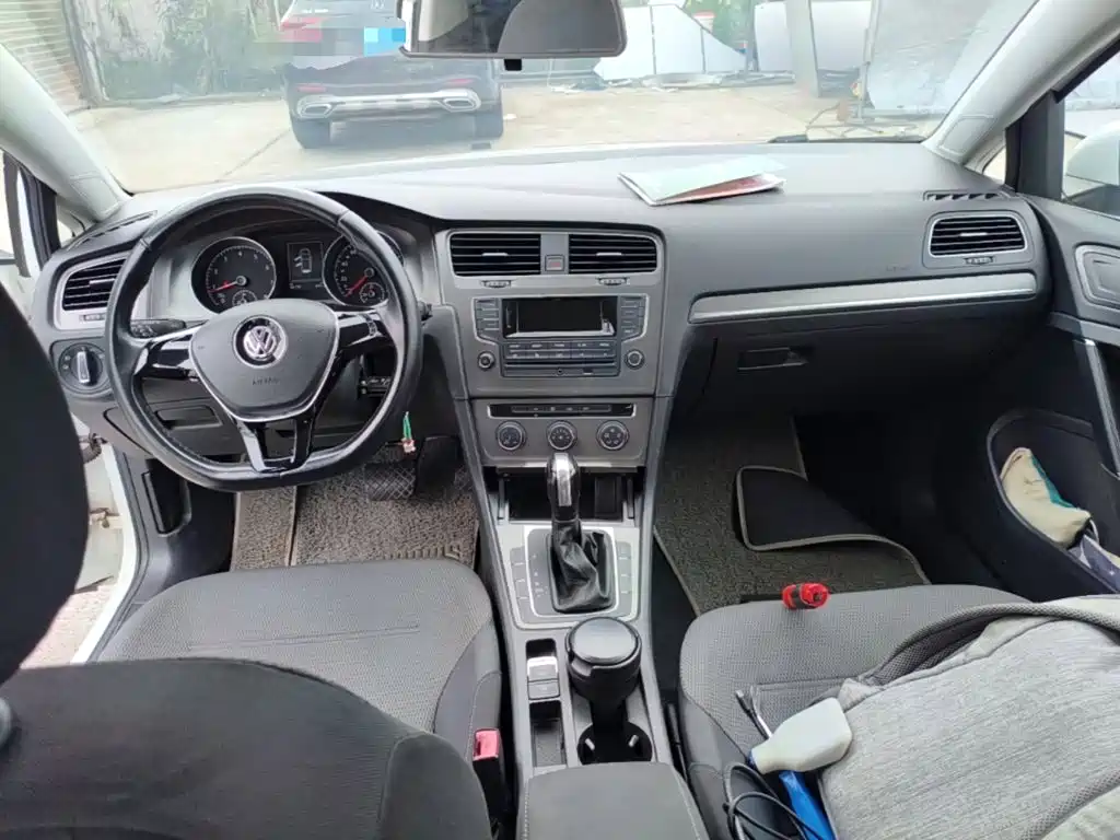 Volkswagen Golf — миниатюра 14