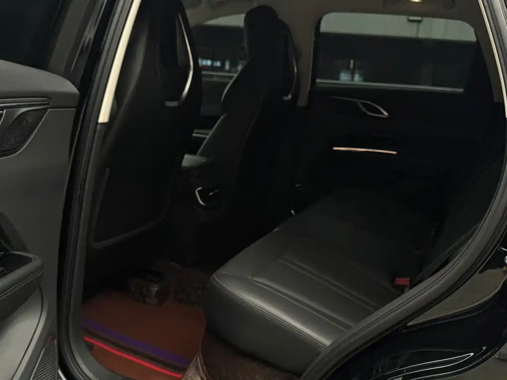 Hongqi Hongqi HS3 PHEV — миниатюра 12